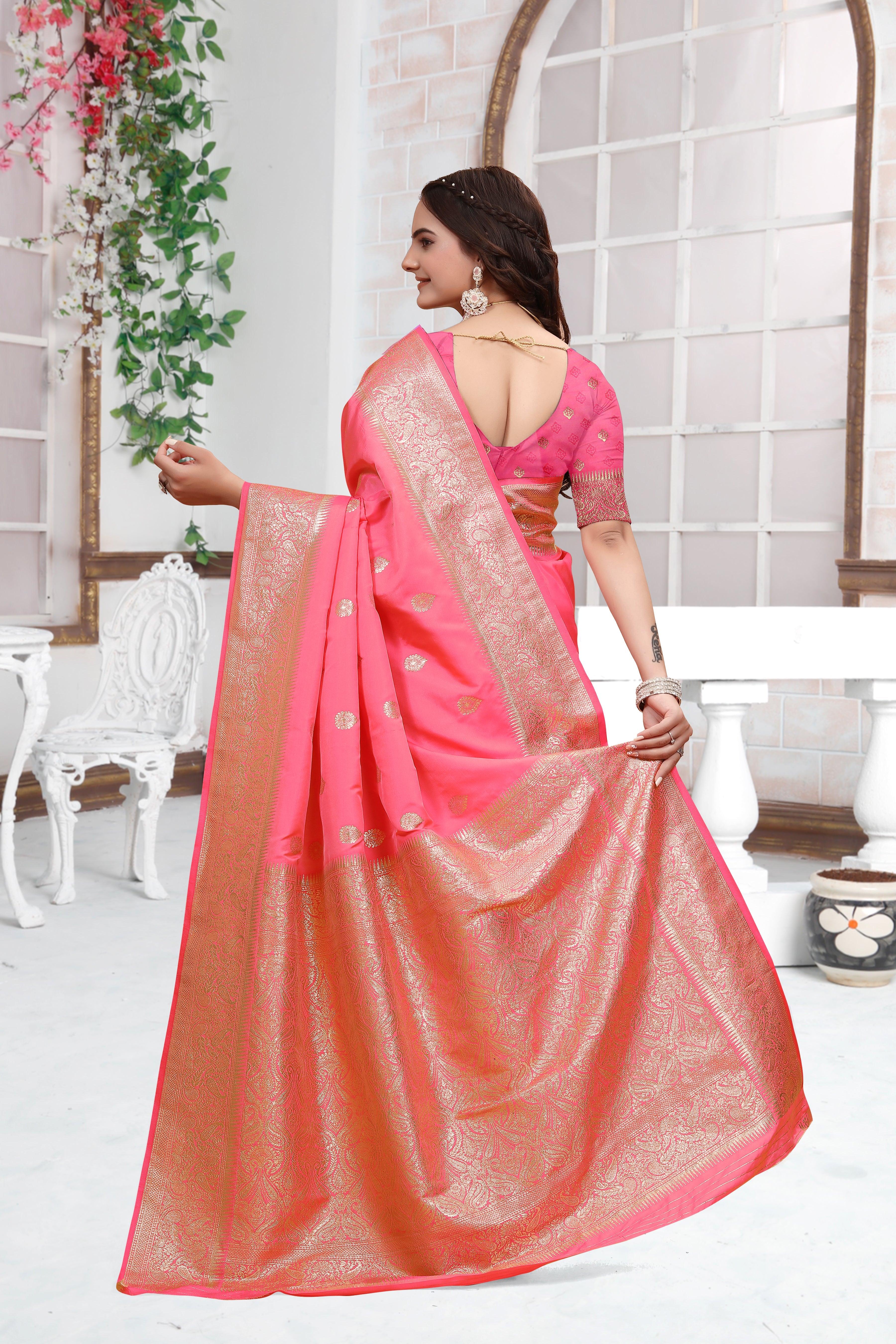 Banarasi Light Pink Silk Saree