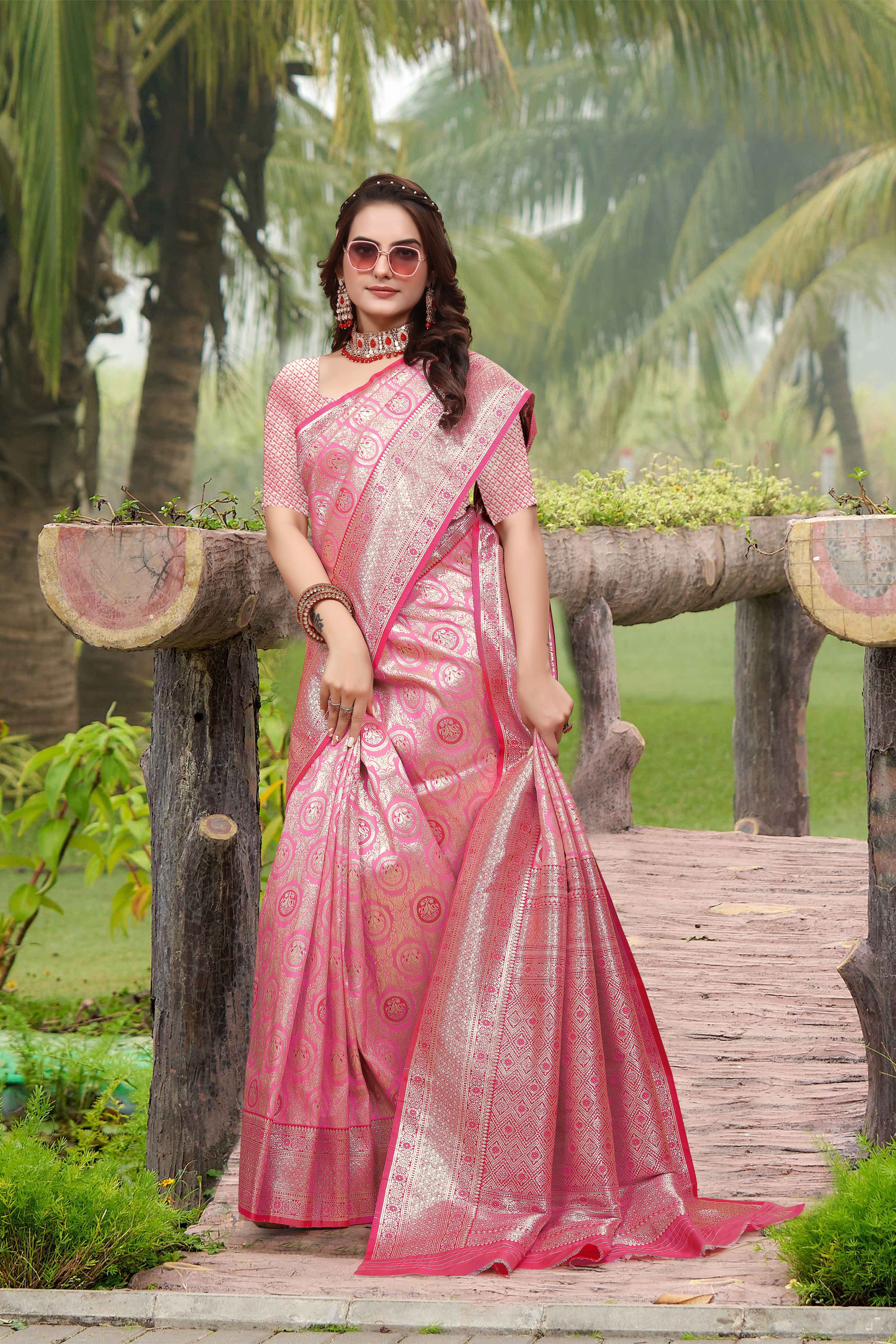 Banarasi Silk Pink Contrast Saree